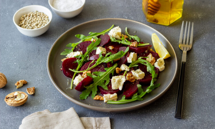 Салат со свеклой и фетой