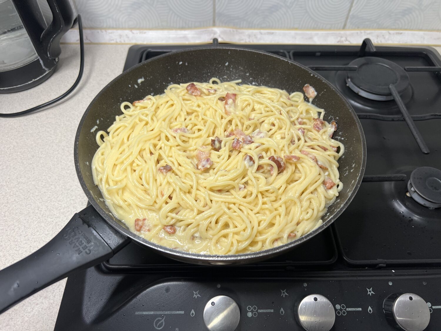 З'єднання пасти з соусом