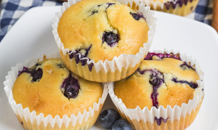 Кексы с черникой