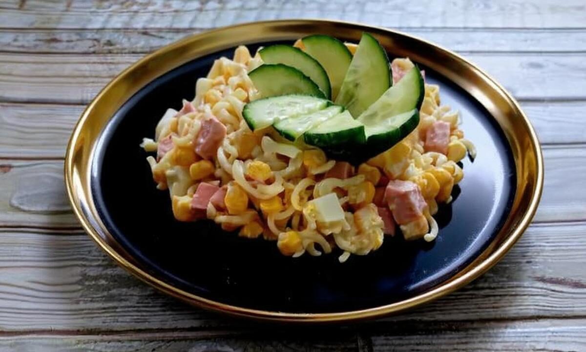 Салат з мівіною