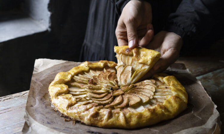 Галета с яблоками