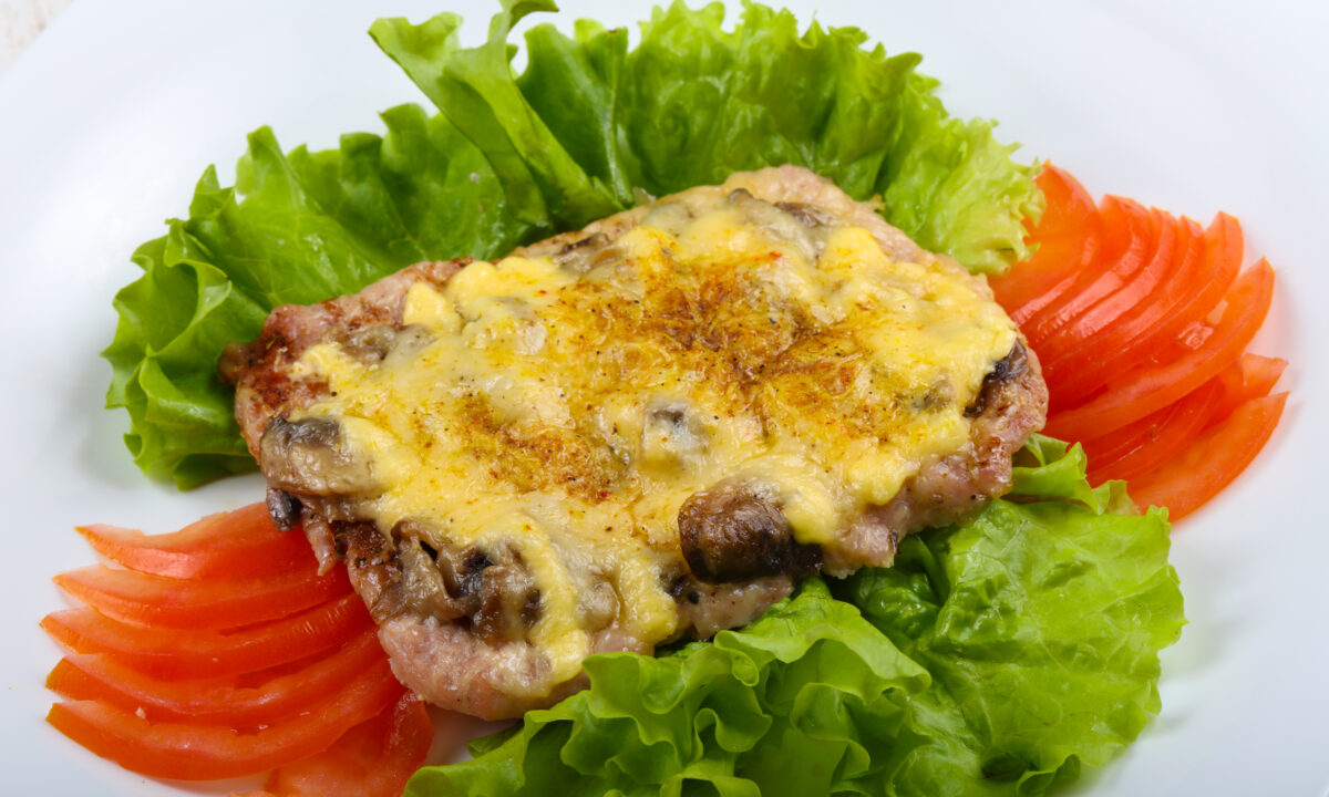 Мясо по-французски