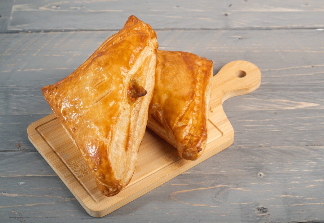 Слойки з яблуками