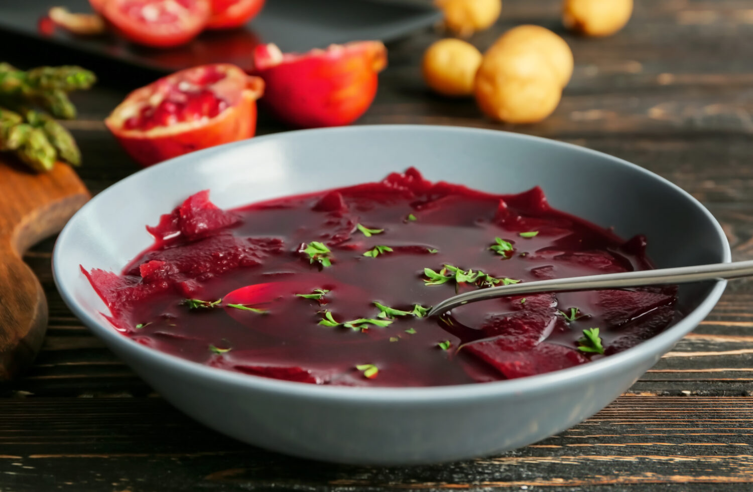 Черный борщ с ушками