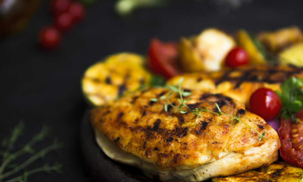 Куряче філе на грилі з лимонним маринадом