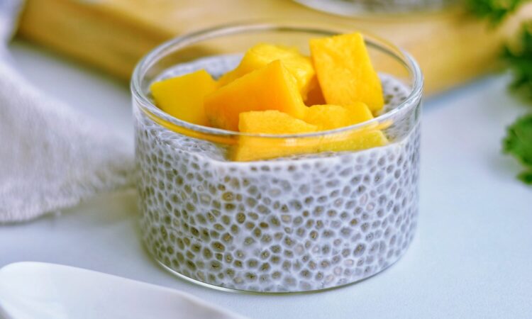 Чіа-пудинг з манго