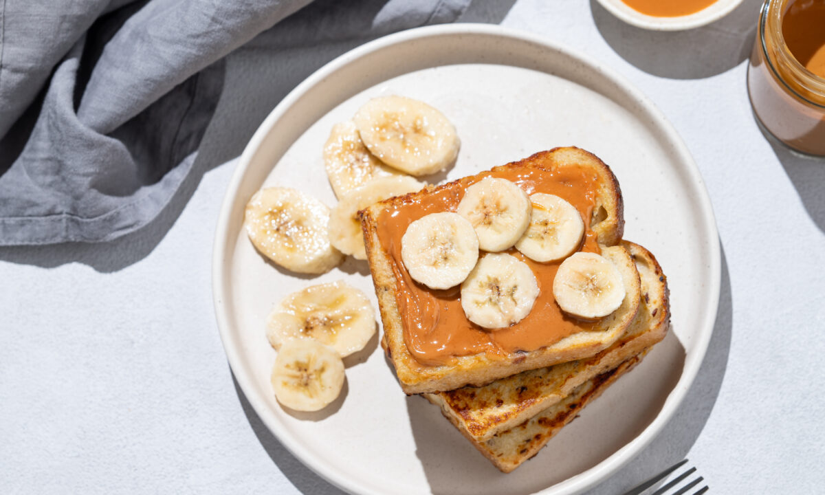 Тости з арахісовим маслом