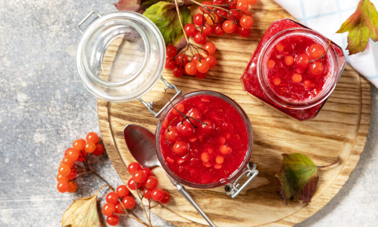 Варення з червоної горобини