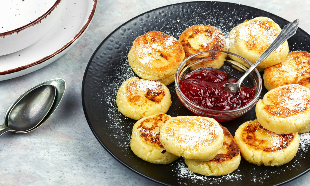 Сырники с изюмом и ванилью