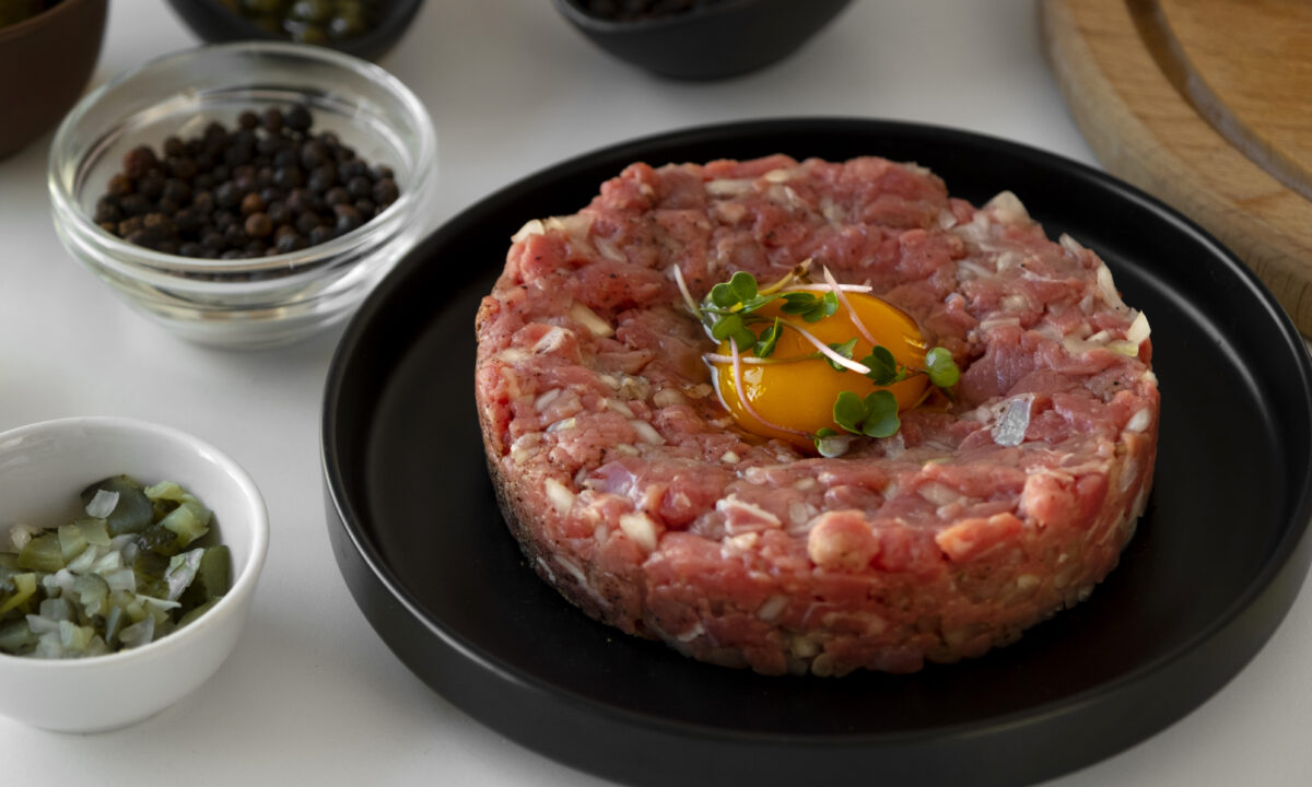 Біфштекс по-татарськи