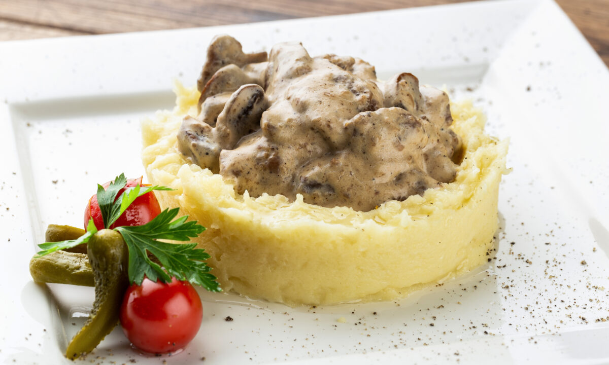 Бефстроганов