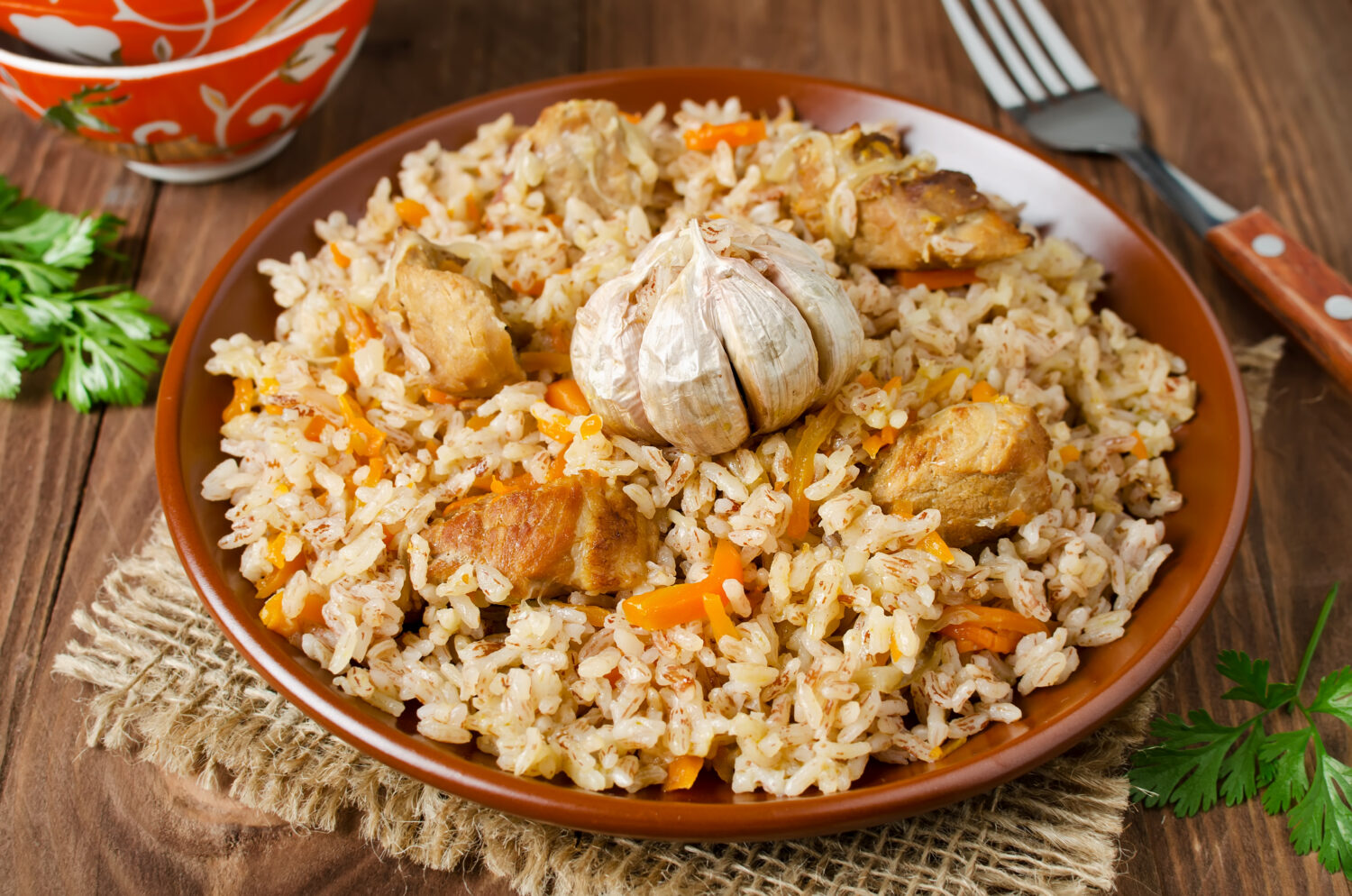 Соковитий плов з бараниною для всієї родини