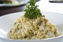 Ніжне ризото з куркою та пармезаном за 30 хвилин