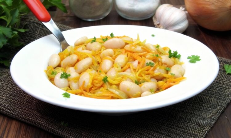 Салат з квасолі