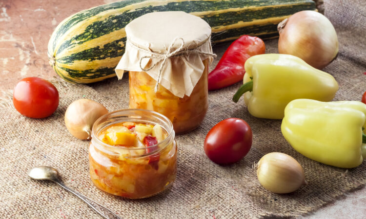 Смачне лечо з кабачками на зиму: секрети приготування