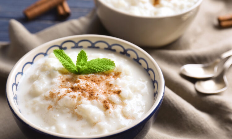 Ніжний рисовий пудинг з кокосовим молоком