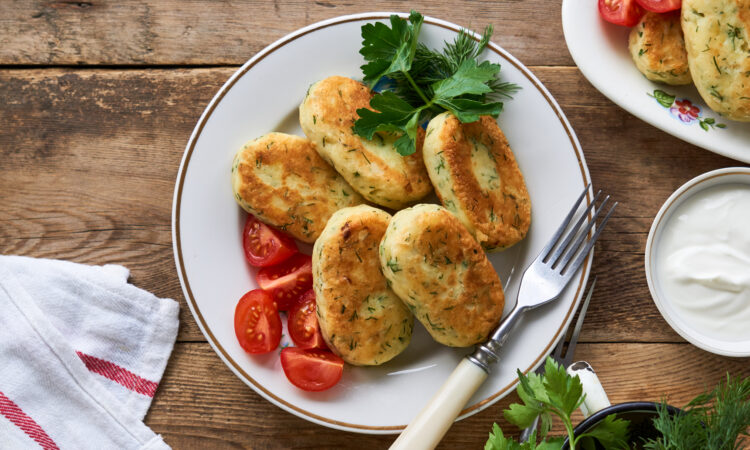 Нежные картофельные зразы с мясом: быстрый рецепт