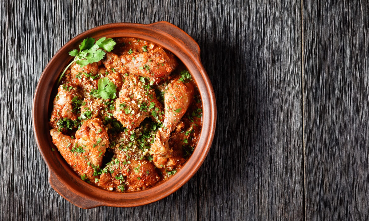 Ароматное чахохбили с курицей и овощами: классический рецепт