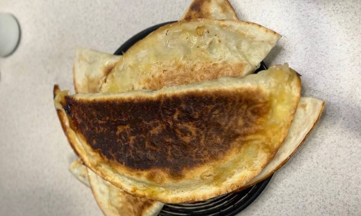 Соковиті чебуреки в лаваші без краплі олії