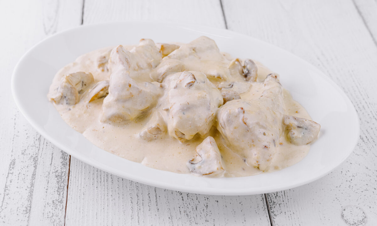 куряче філе в сметані