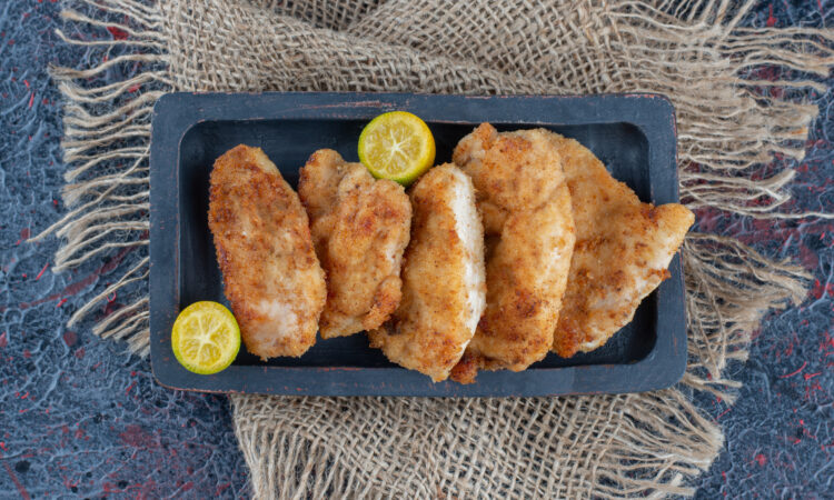 Куряче філе в клярі