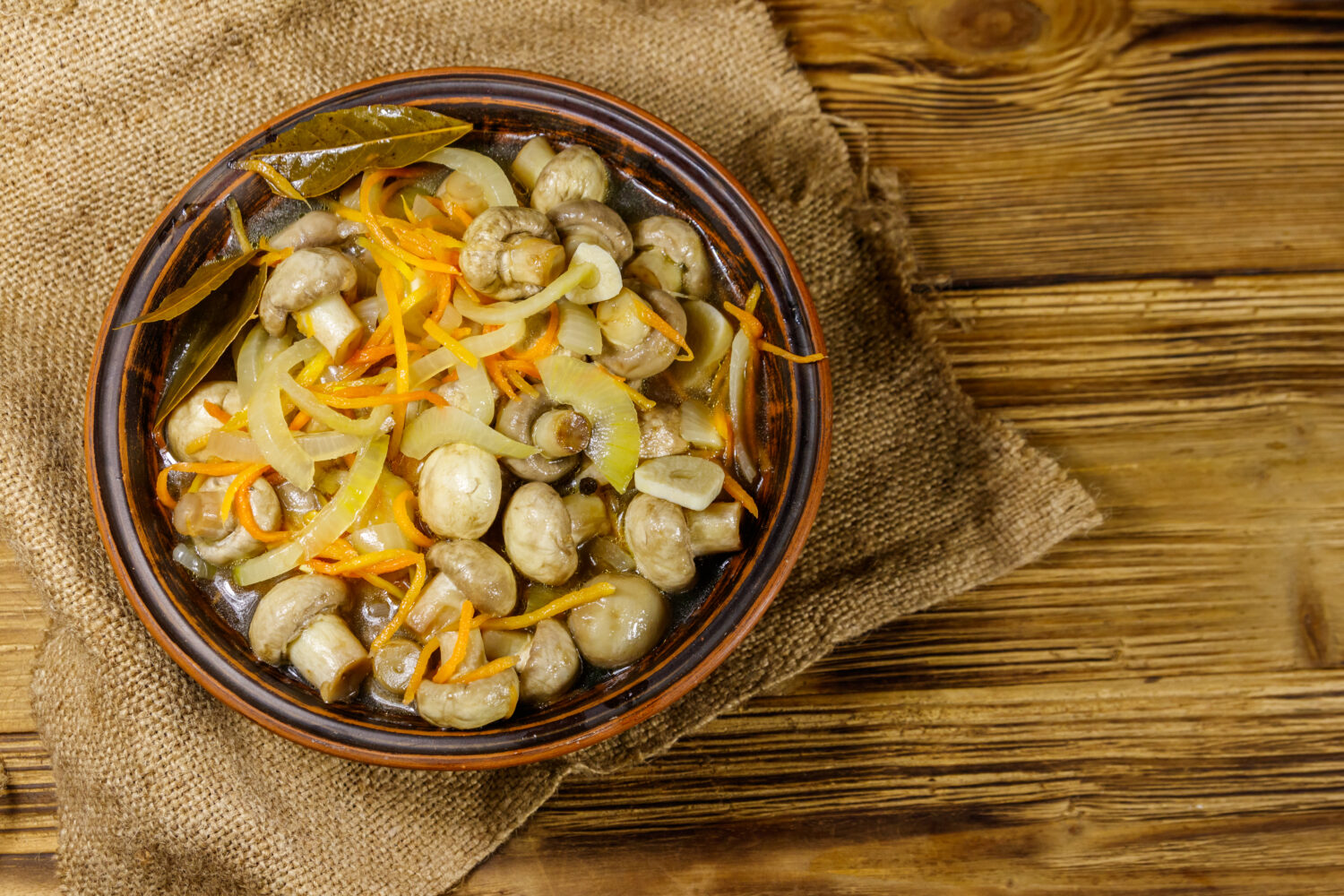 Пікантні мариновані шампіньйони по-корейськи за простим рецептом