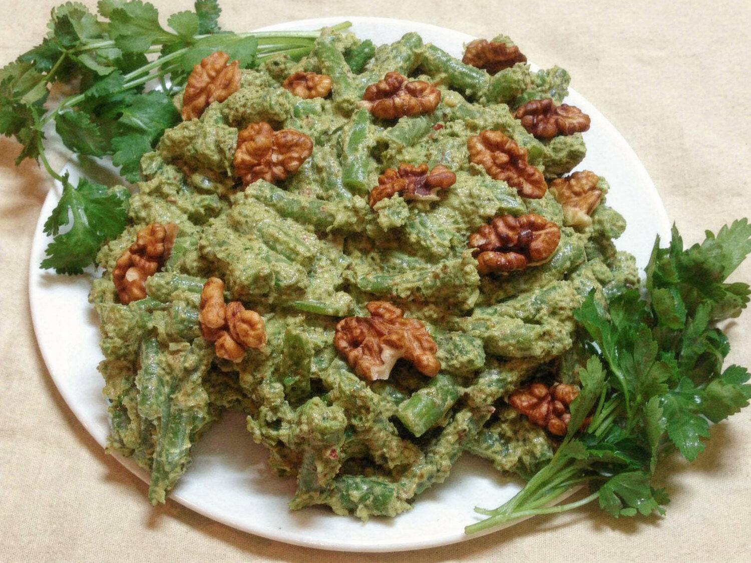 Незабутні пхалі з зеленої квасолі: грузинська закуска з ароматом горіхів