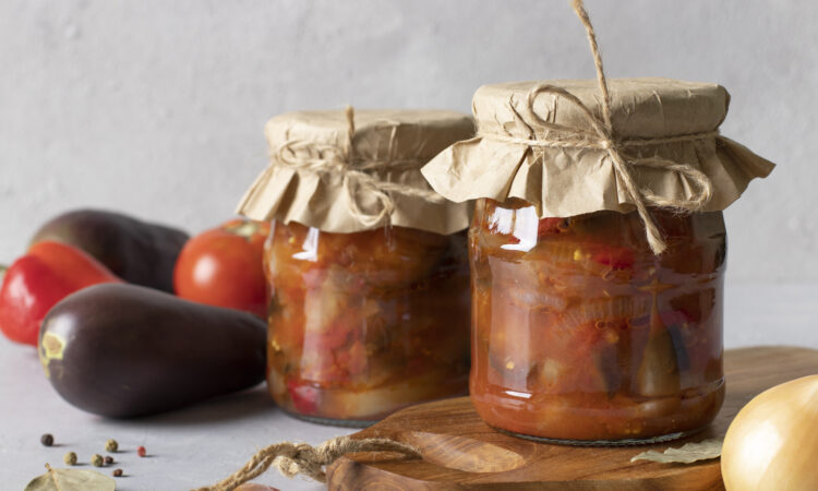 Вкусные баклажаны в томатном соусе на зиму