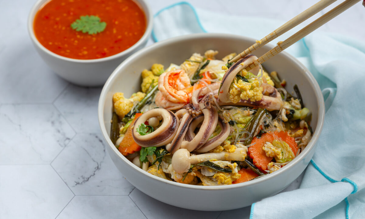 Фунчоза с морепродуктами: легкий ужин с азиатским акцентом