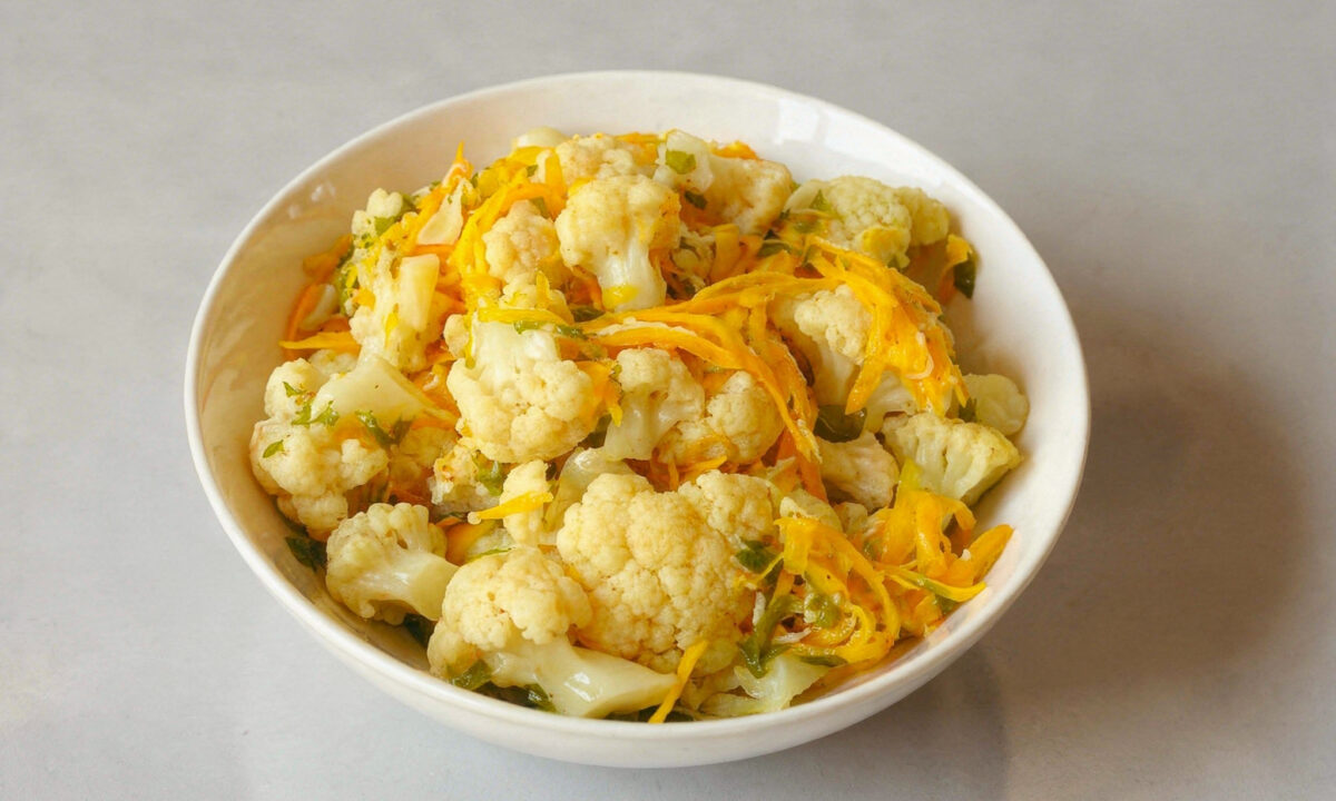 Пикантная цветная капуста по-корейски: быстрая закуска