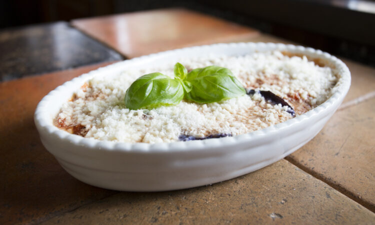 Баклажаны «Пармиджано»: вкусная итальянская запеканка