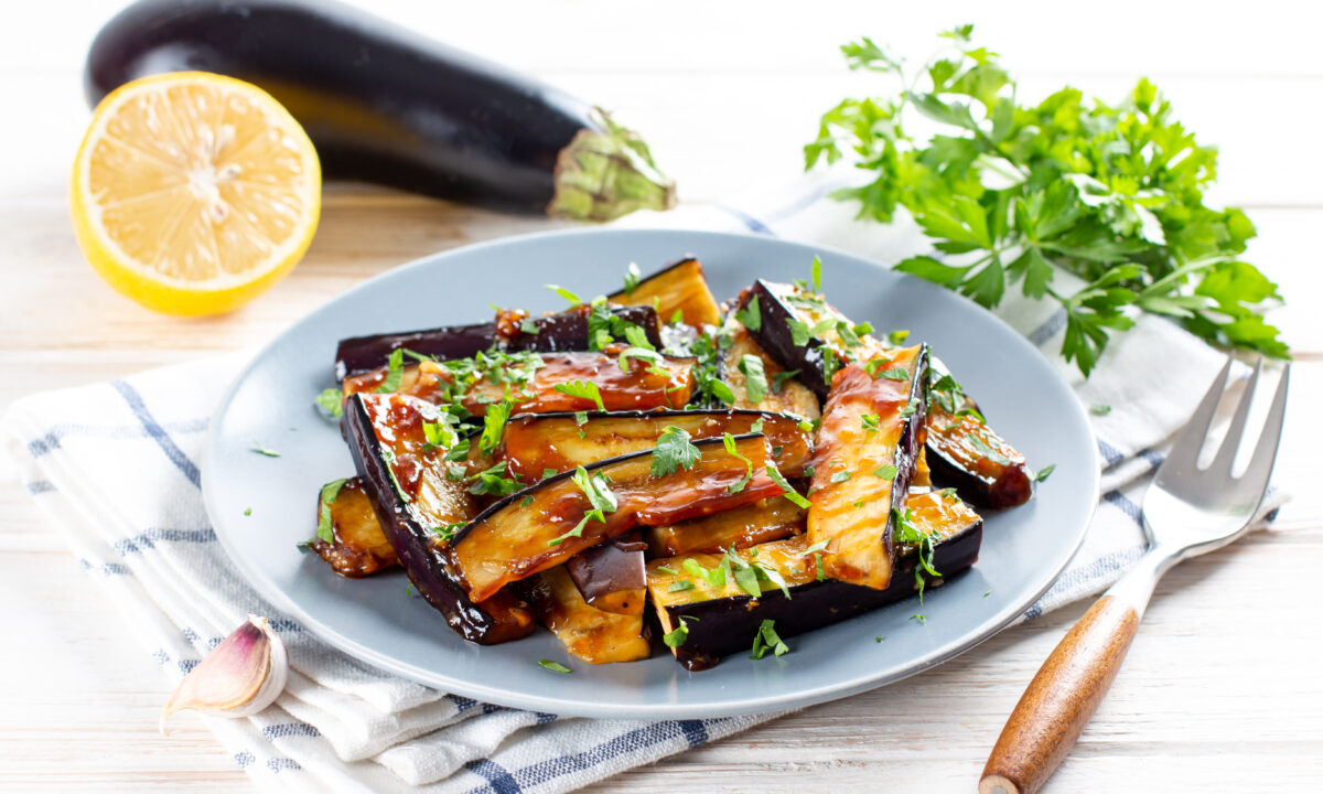 Вкусные маринованные баклажаны на скорую руку